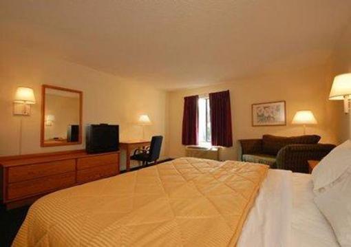 фото отеля Comfort Inn Smith Mount Lake Rocky Mount (Virginia)