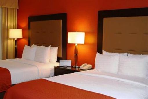 фото отеля Holiday Inn Baton Rouge South Hotel
