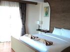 фото отеля The Red Balcony Inn Pattaya