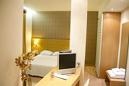 фото отеля Deves Hotel