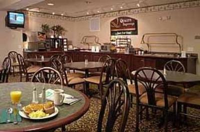 фото отеля Quality Inn and Suites Dixon (Illinois)