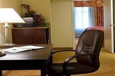 фото отеля Country Inn & Suites Chesapeake