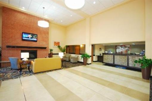 фото отеля Best Western Plus Newark Christiana Inn