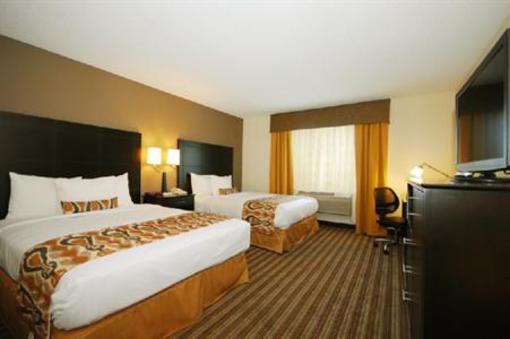 фото отеля Best Western Plus Newark Christiana Inn