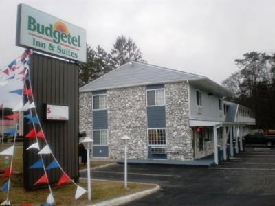 фото отеля Budgetel Inn and Suites