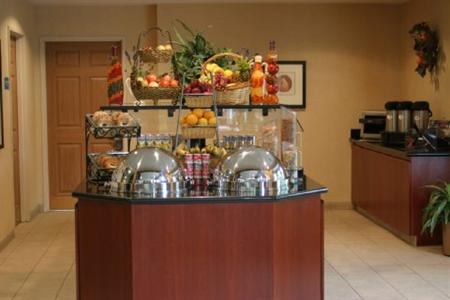 фото отеля Staybridge Suites Eatontown