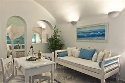 фото отеля Iliovasilema Suites Imerovigli