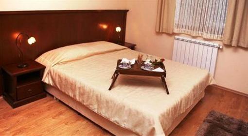 фото отеля Mountain Lake Hotel Smolyan