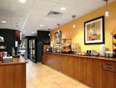 фото отеля Microtel Inn And Suites Chili Rochester Airport