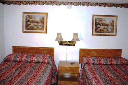 фото отеля Budget Inn Marinette