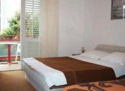 фото отеля Guesthouse Curin