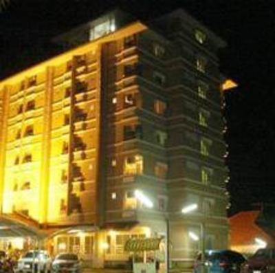 фото отеля Preechana Golden Place Serviced Apartment