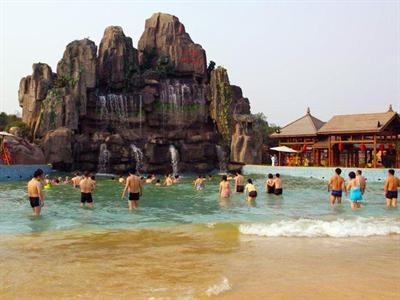 фото отеля Wanhao Xianning Hot Springs Valley Resort