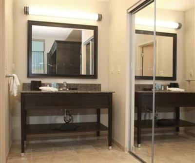 фото отеля Hampton Inn & Suites Swansboro