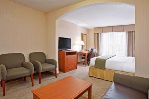 фото отеля Holiday Inn Express Hotel & Suites Howell