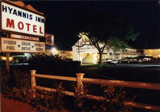 фото отеля Hyannis Inn Motel