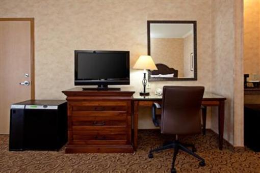 фото отеля Crowne Plaza Anaheim - Garden Grove