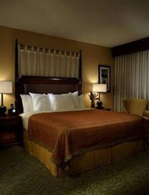 фото отеля Grand Waikikian Suites by Hilton Grand Vacations
