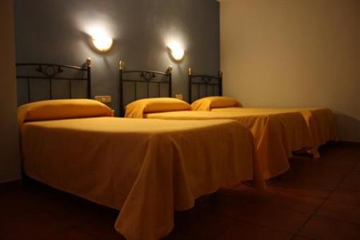 фото отеля Hostal Gudar