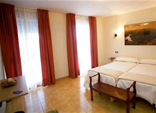 фото отеля Pension Residencia Stellae Luscofusco Santiago de Compostela