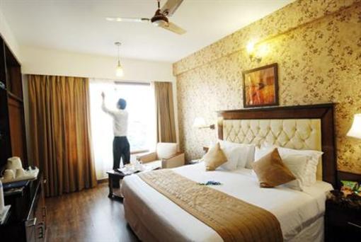 фото отеля Hotel Sun Park Chandigarh