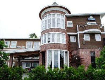 фото отеля Days Inn Surrey