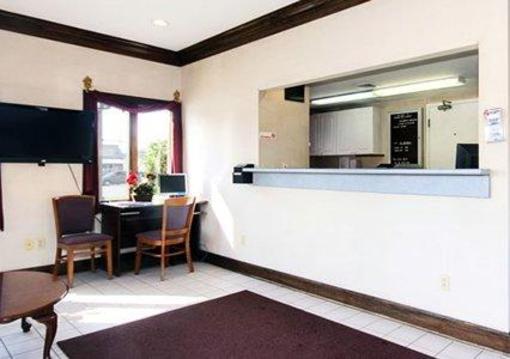 фото отеля Rodeway Inn & Suites Amherst (New York)