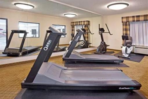 фото отеля Holiday Inn Express Hotel & Suites Alliance (Ohio)