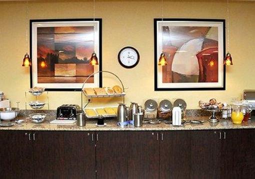 фото отеля Clarion Inn Michigan City