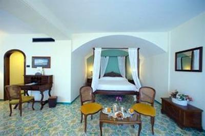 фото отеля Hotel Belair Sorrento