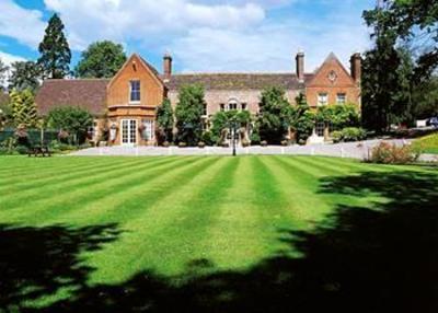 фото отеля Belstead Brook Hotel