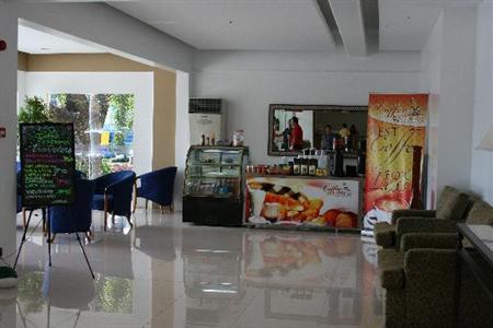 фото отеля Subic Bay Travelers Hotel