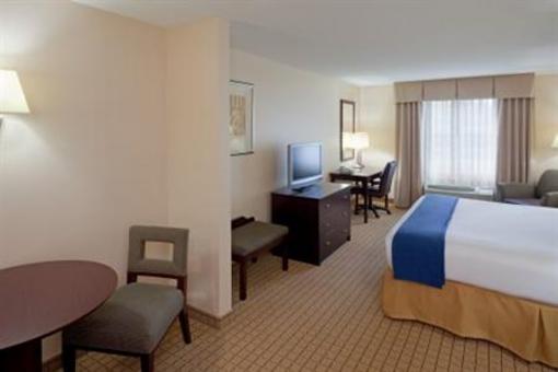 фото отеля Holiday Inn Express Hotel & Suites Rochester