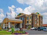 Holiday Inn Express and Suites Anderson - I-85