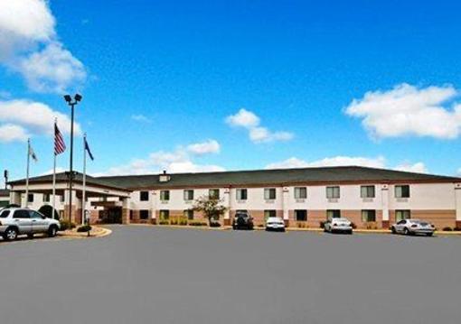 фото отеля Comfort Inn & Suites Black River Falls