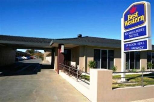 фото отеля BEST WESTERN Wyndhamere Motel