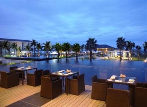 фото отеля Sunrise Hoi An Beach Resort
