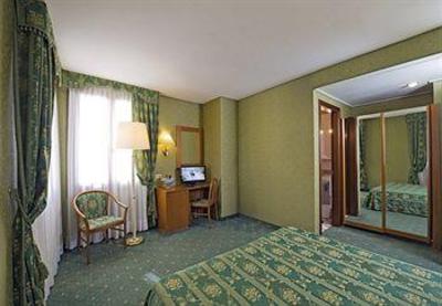 фото отеля Spagna Hotel
