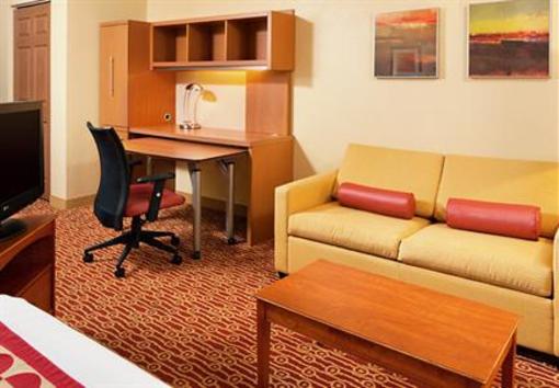 фото отеля TownePlace Suites Mt. Laurel