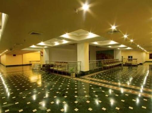 фото отеля Piccadily Hotel Lucknow