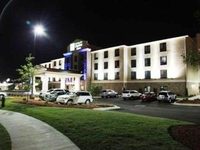 Holiday Inn Express & Suites Huntsville-Madison
