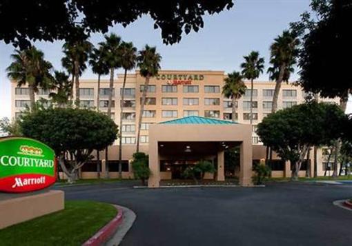 фото отеля Courtyard Cypress Anaheim Orange County
