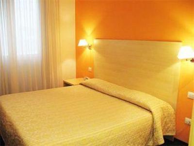 фото отеля Days Inn Rimini South Beach
