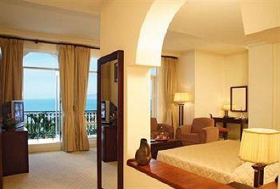 фото отеля Sunrise Nha Trang Beach Hotel & Spa