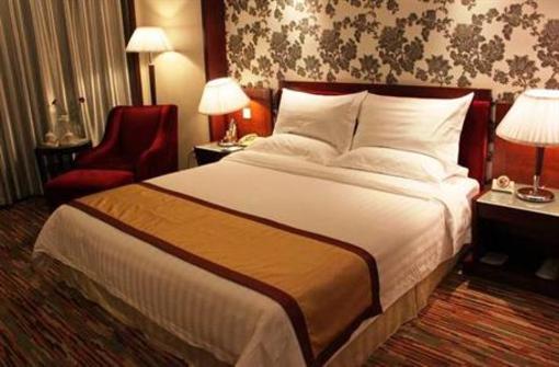 фото отеля Hefei Wangjiang Hotel