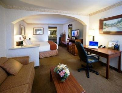 фото отеля BEST WESTERN Exeter Inn and Suites