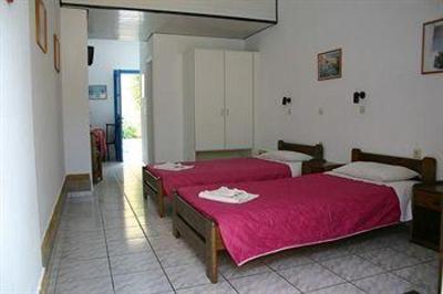 фото отеля Happy Days Hotel and Bungalows