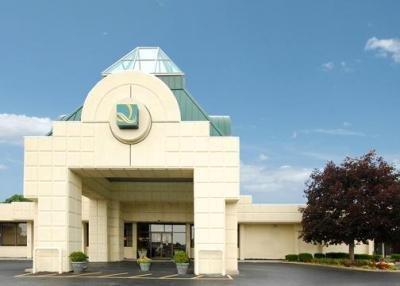 фото отеля Quality Inn & Suites Wilmington (Delaware)