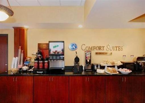 фото отеля Comfort Suites Roanoke Rapids