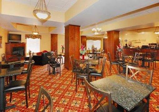 фото отеля Comfort Suites Roanoke Rapids